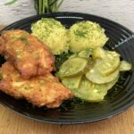 Budyniowe ciasto ucierane ze śliwkami