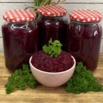 Clafoutis ze śliwkami i chrupiącymi migdałami