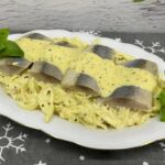 Jabłecznik z orzechami