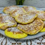 Kurczak z cukinią w sosie pomidorowym z makaronem